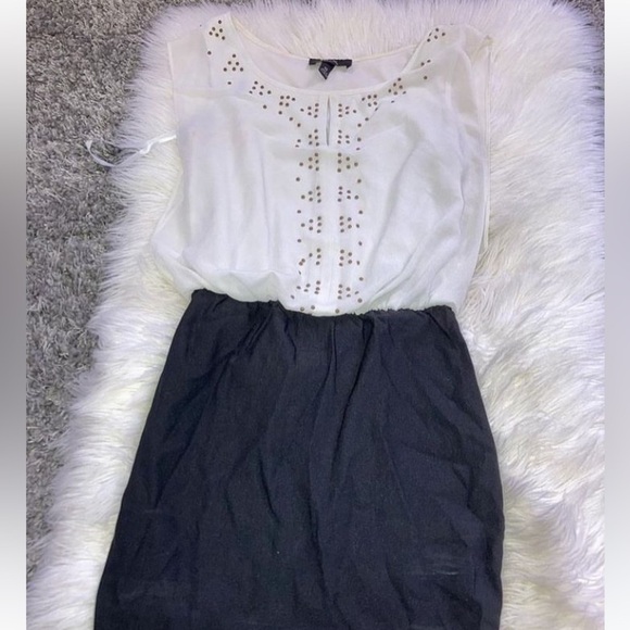 BCX Dresses & Skirts - White skirt romper
